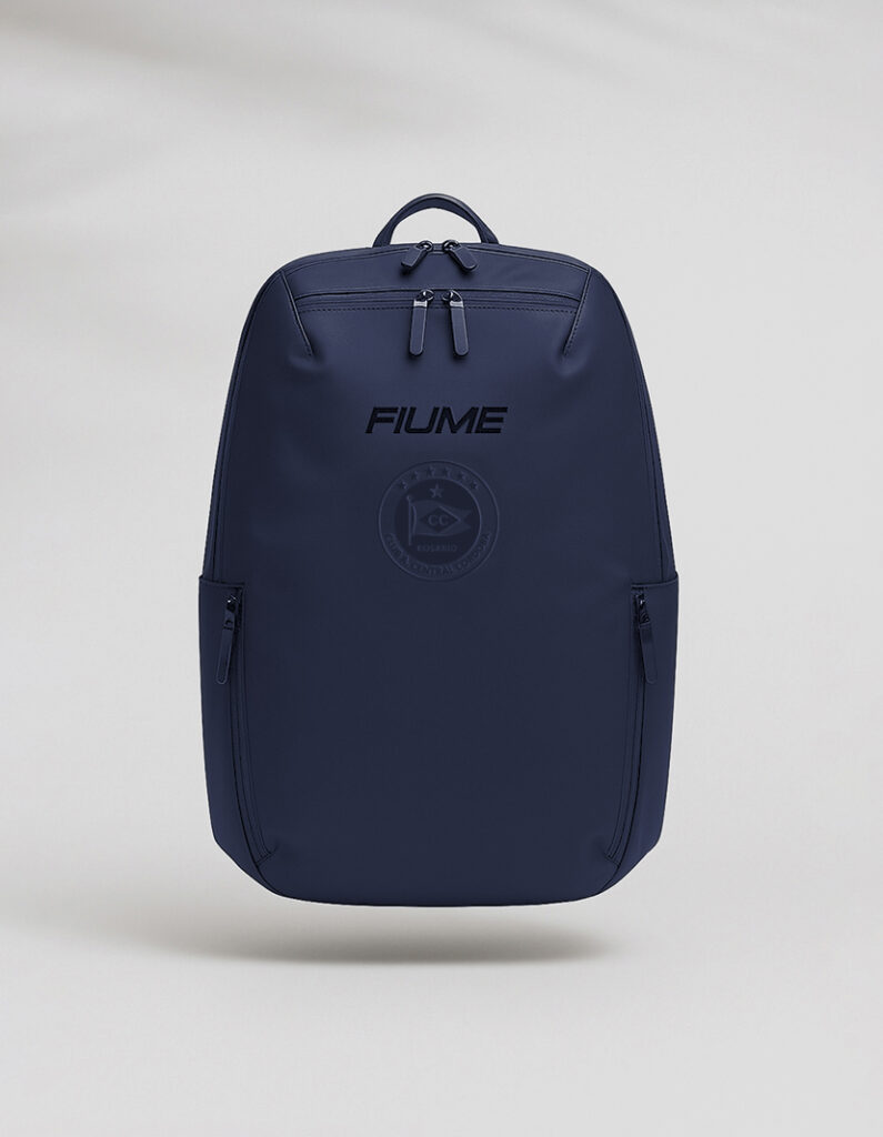 Mochila CC 2 E1775827779586 795x1024